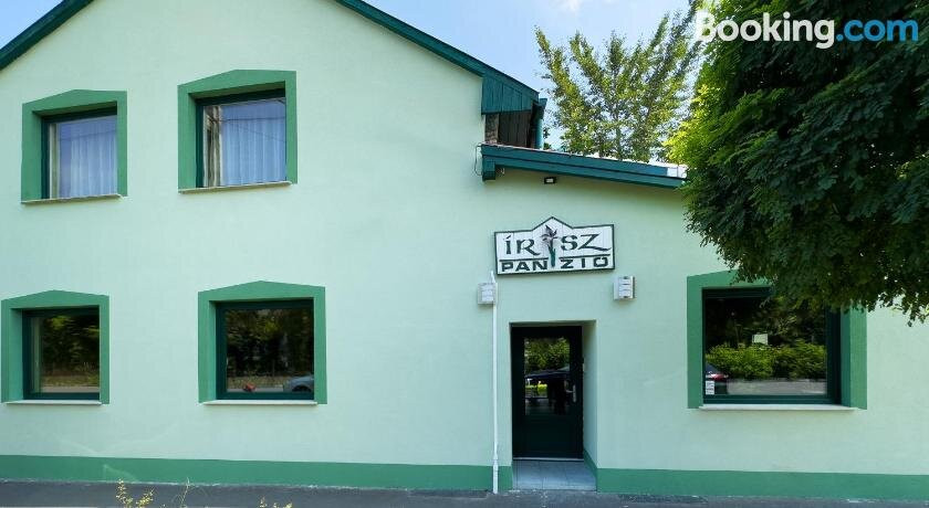 依瑞潘资酒店主图