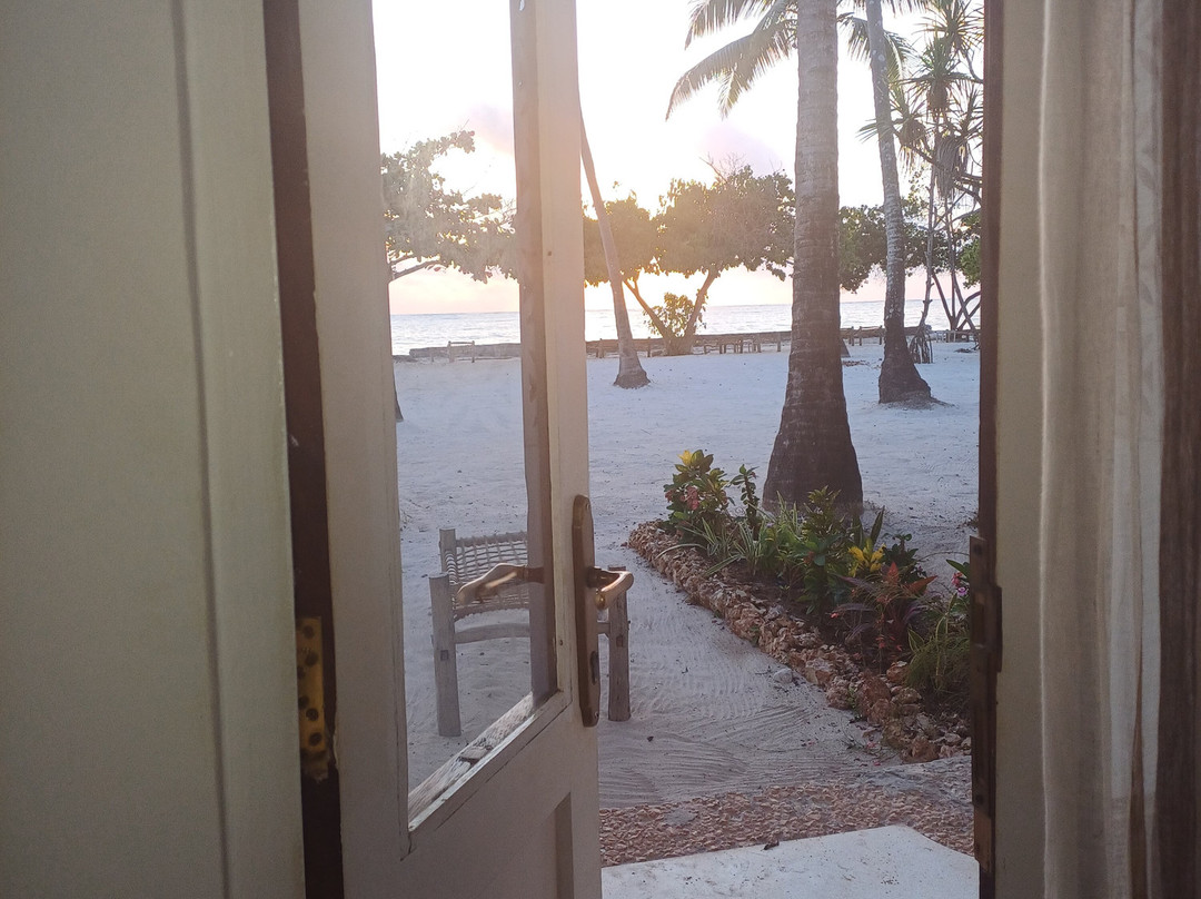 钻石马潘兹海滩全包式酒店主图