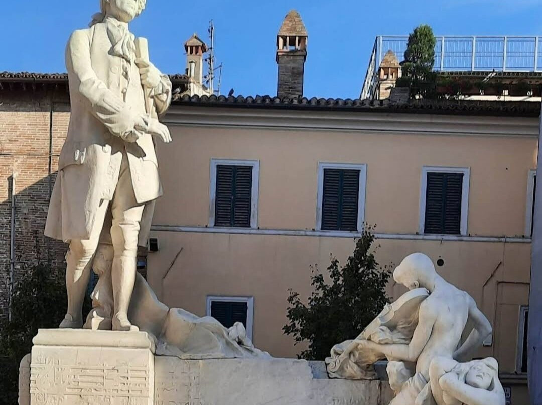 Monumento a Giovanni Battista Pergolesi-杰西必去景点
