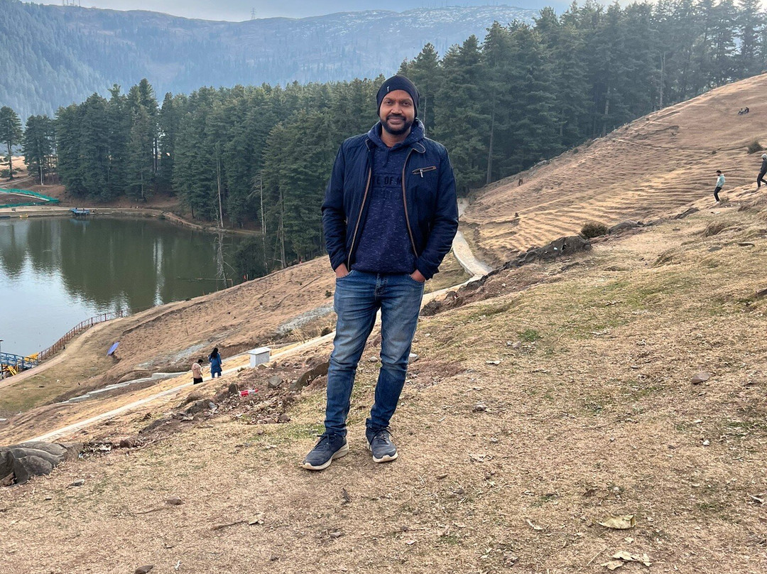 Sanasar Lake景点图片