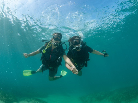 Mar De Noronha-费尔南多-迪诺罗尼亚群岛必去景点