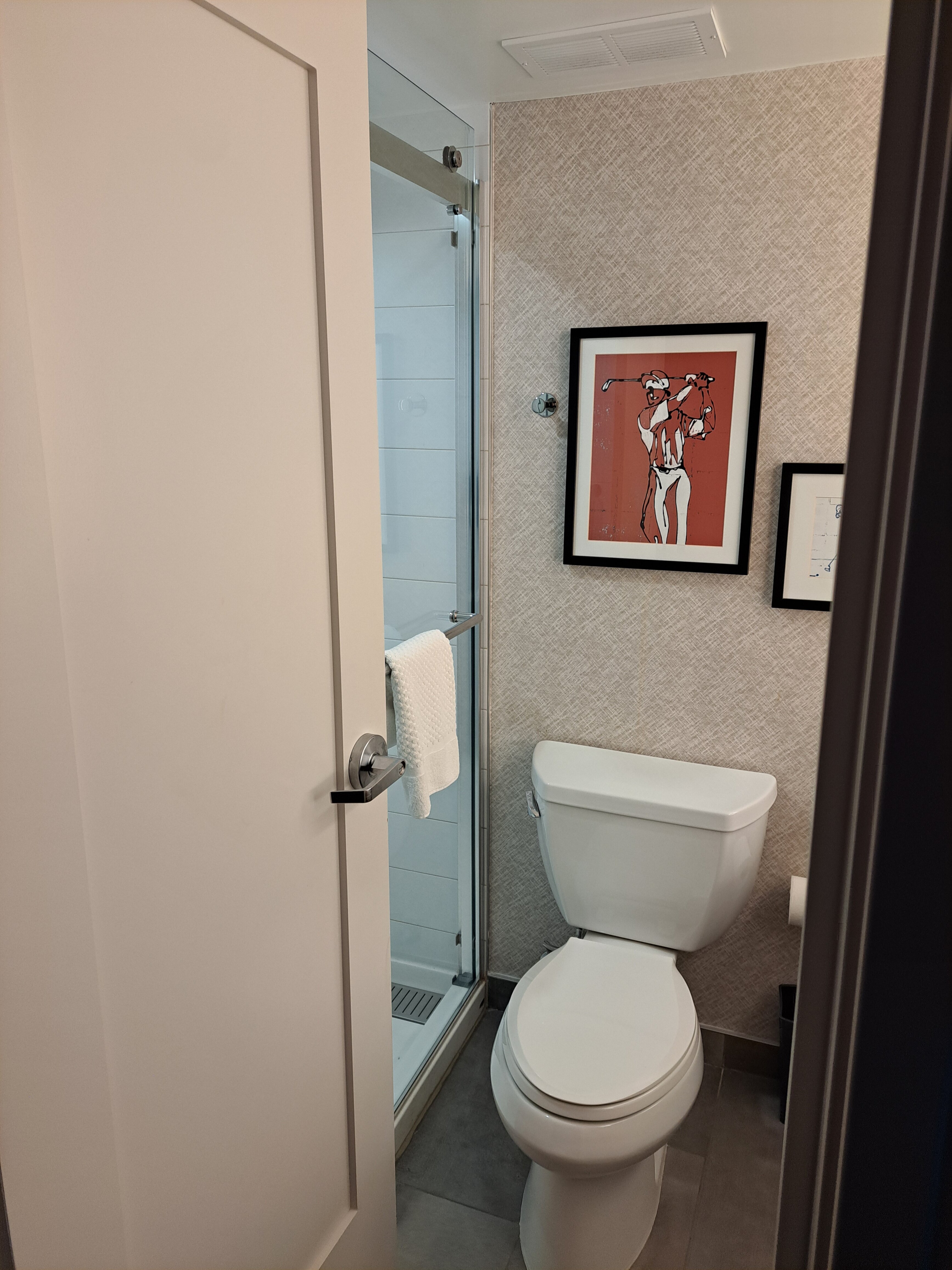 DoubleTree by Hilton Columbus Dublin-浴室
