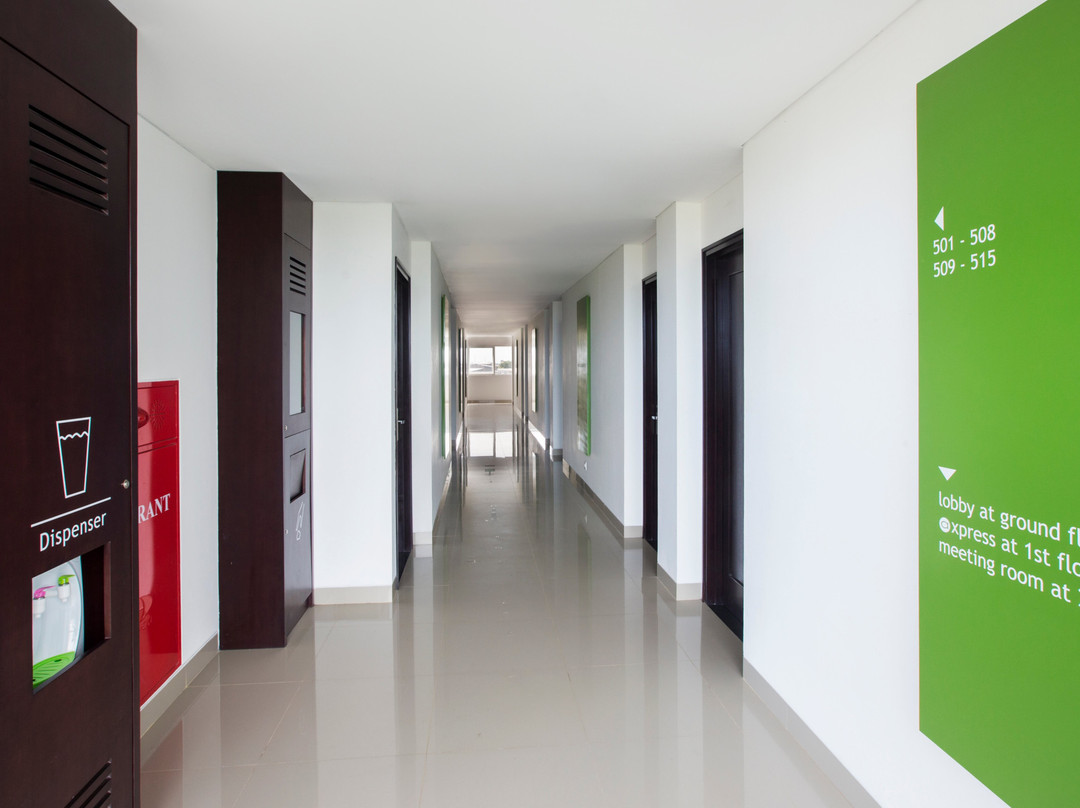 Amaris Hotel Hertasning - Makassar主图