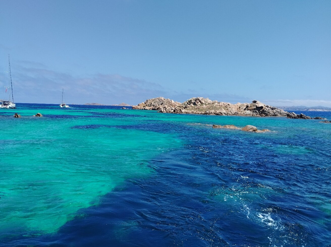 Motonave Marinella IV-拉马达莱娜必去景点