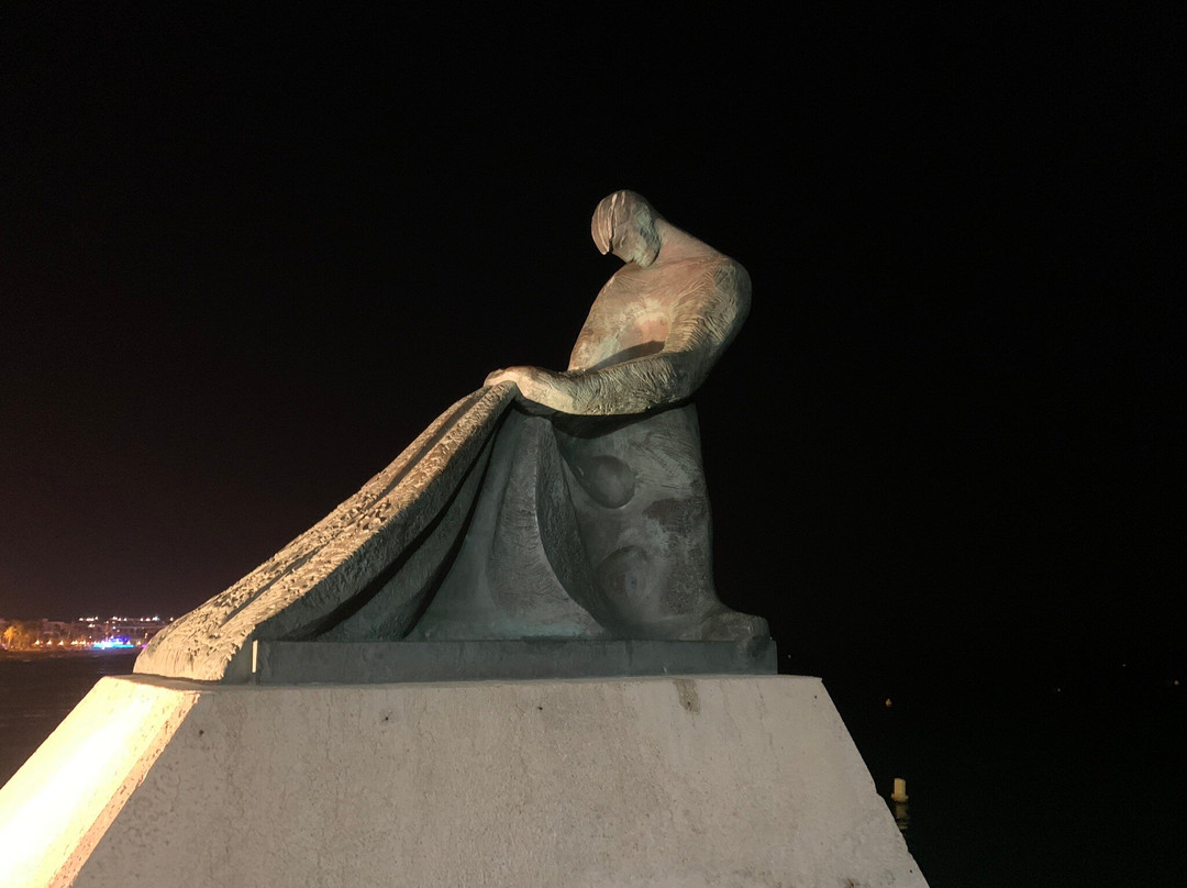 Monument Al Pescador景点图片