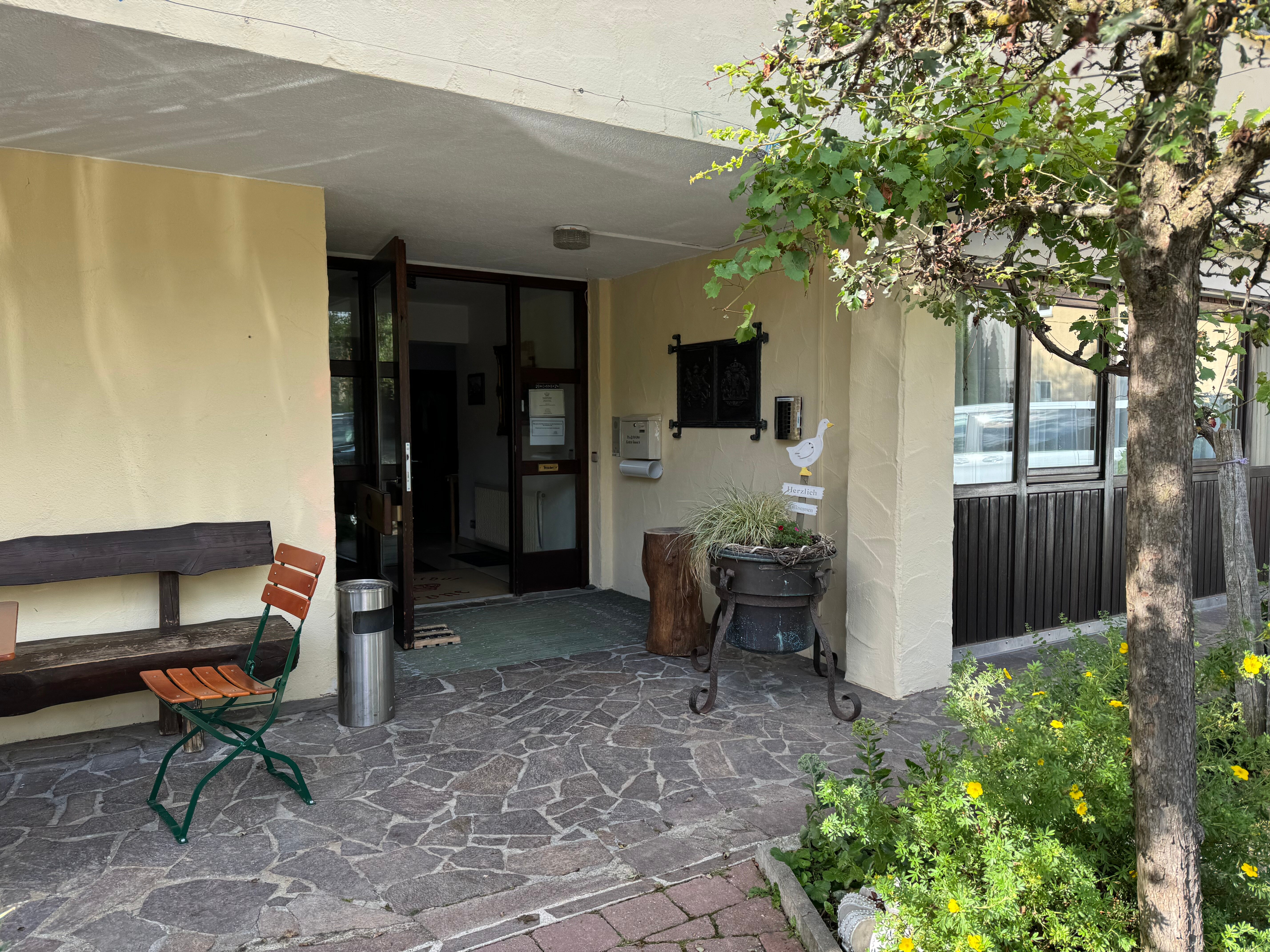 Hotel Krone-官方