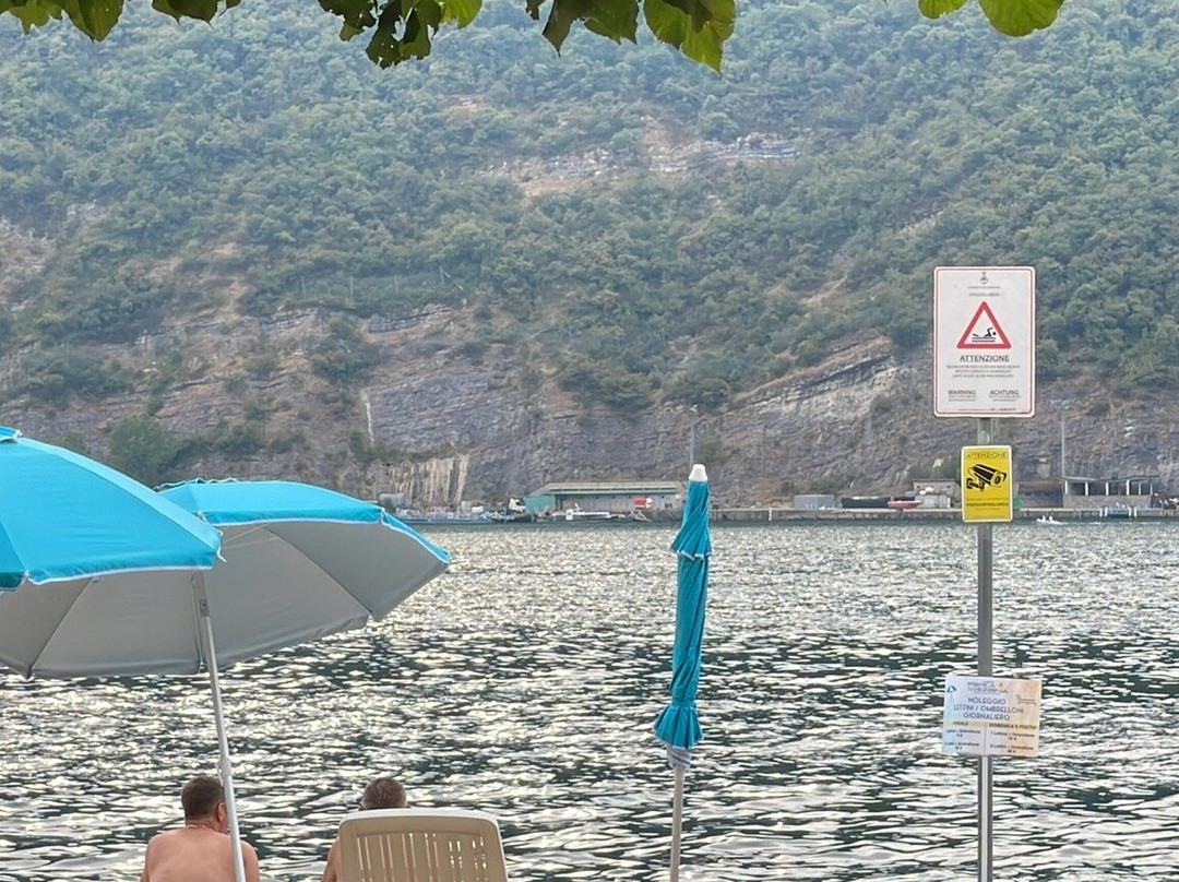 Spiaggia Perla Sabina景点图片