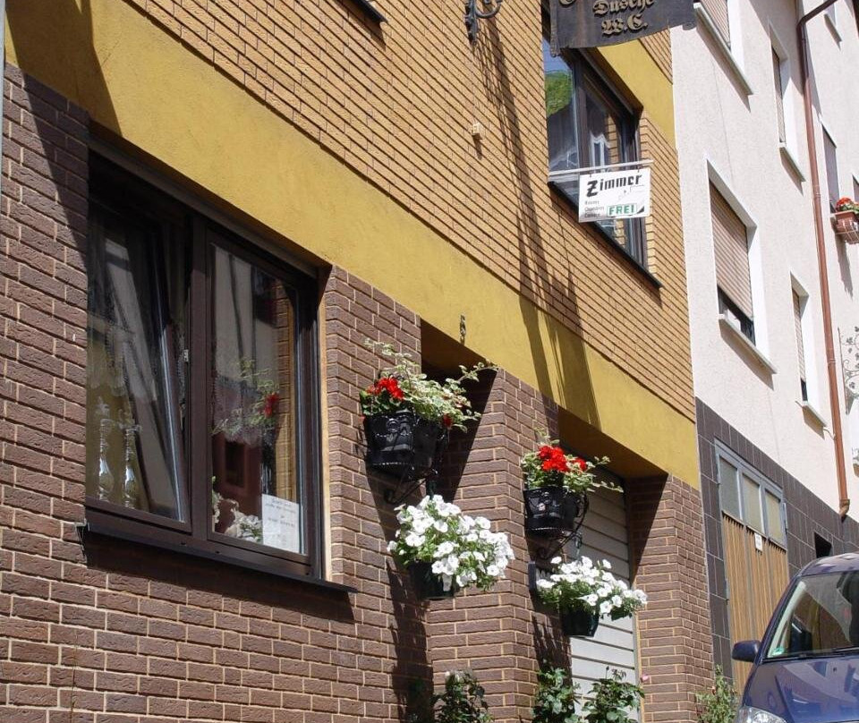 Gaestehaus Am Roemerbad主图