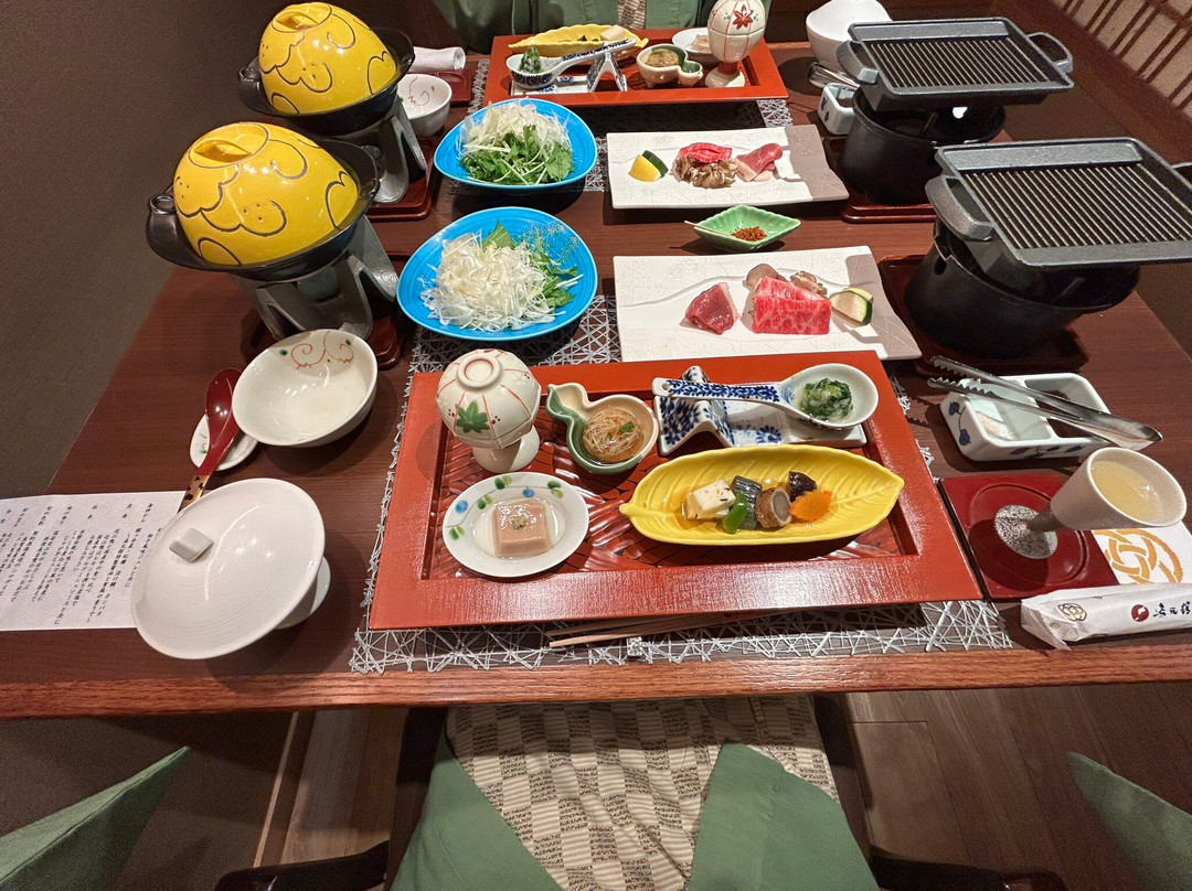 汤元酒店主图