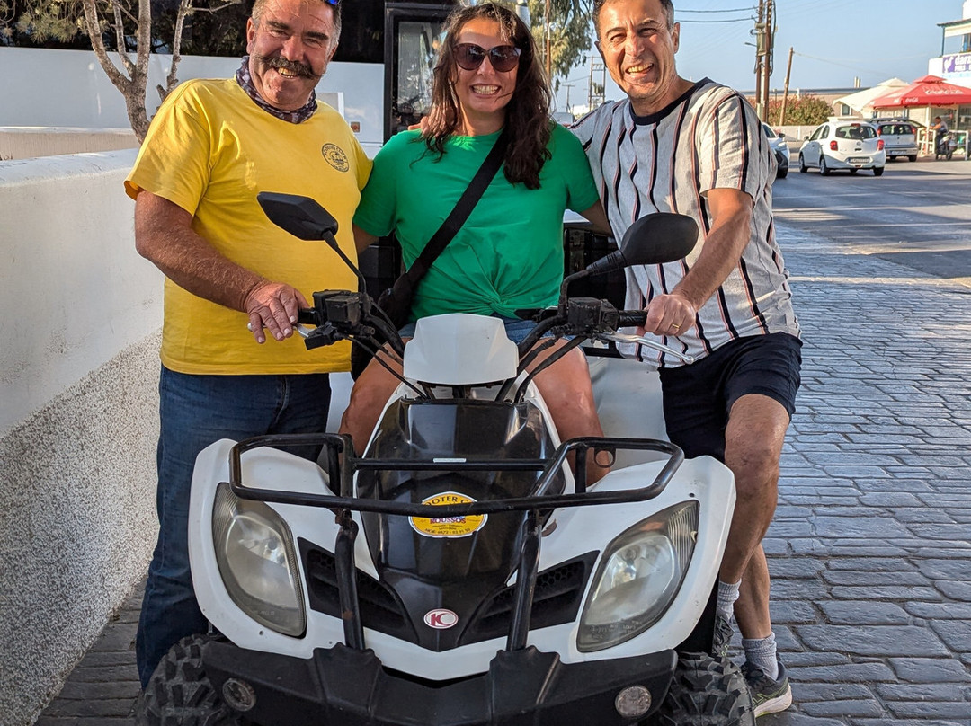 Scooter Club Roussos景点图片
