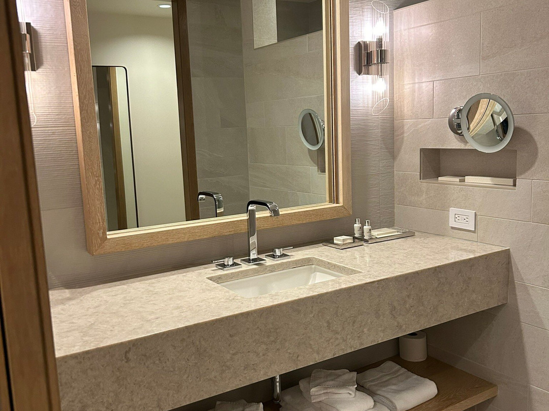 贝尔维尤酒店主图