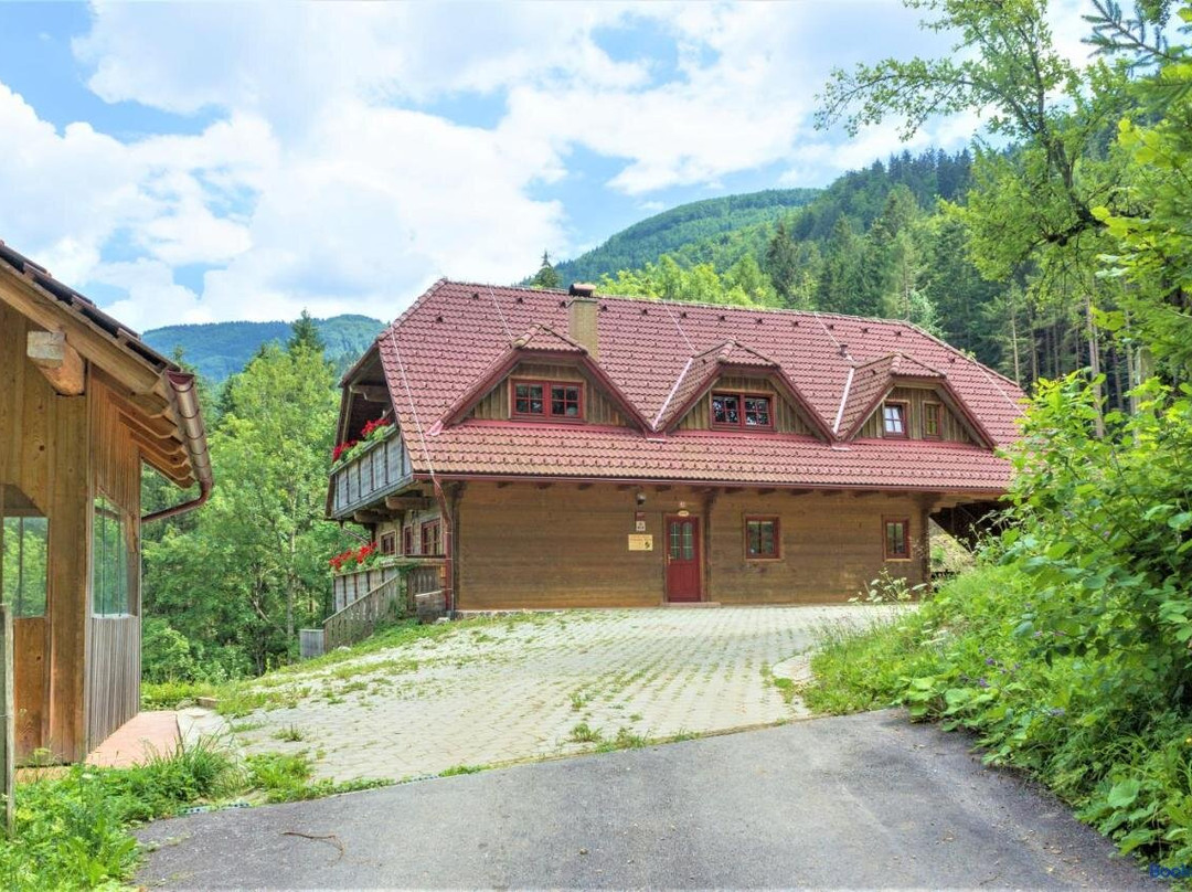 Apartments Petek