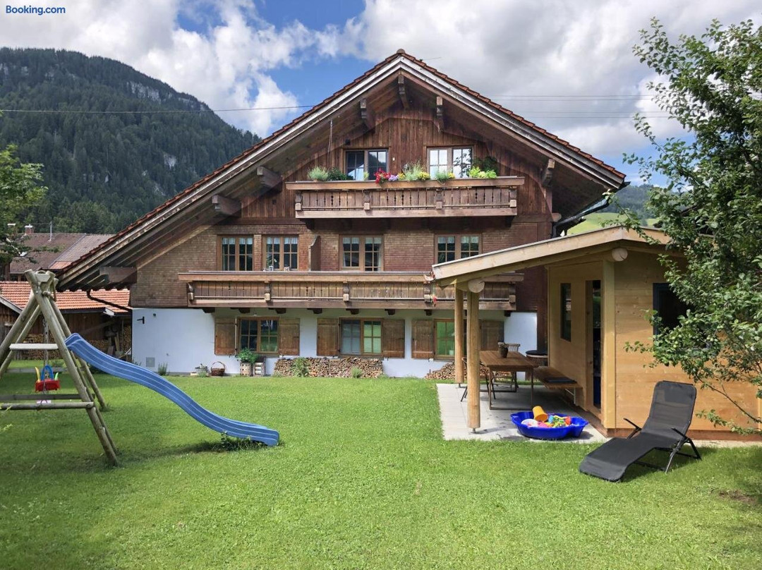 Ofterschwang酒店住宿-Pension Bergheimat