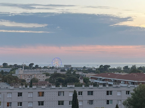 La Maison Radieuse (Le Corbusier)-Reze必去景点