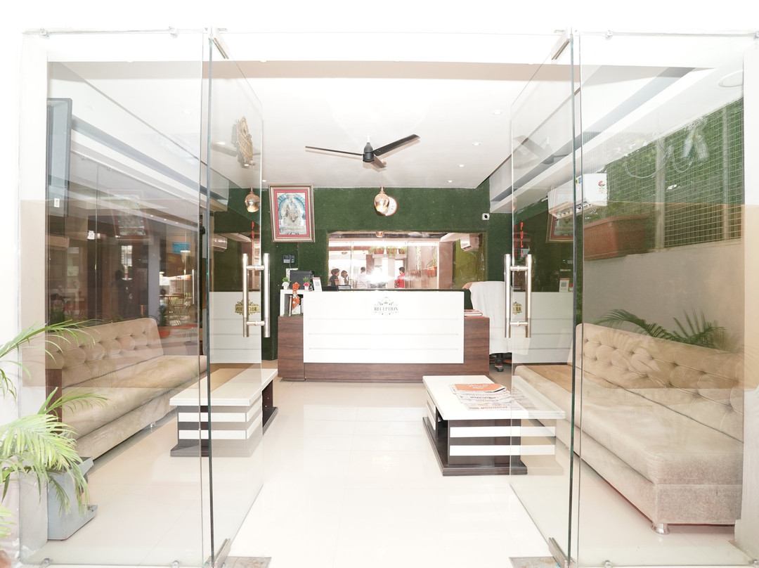 Hotel Grand Maratha