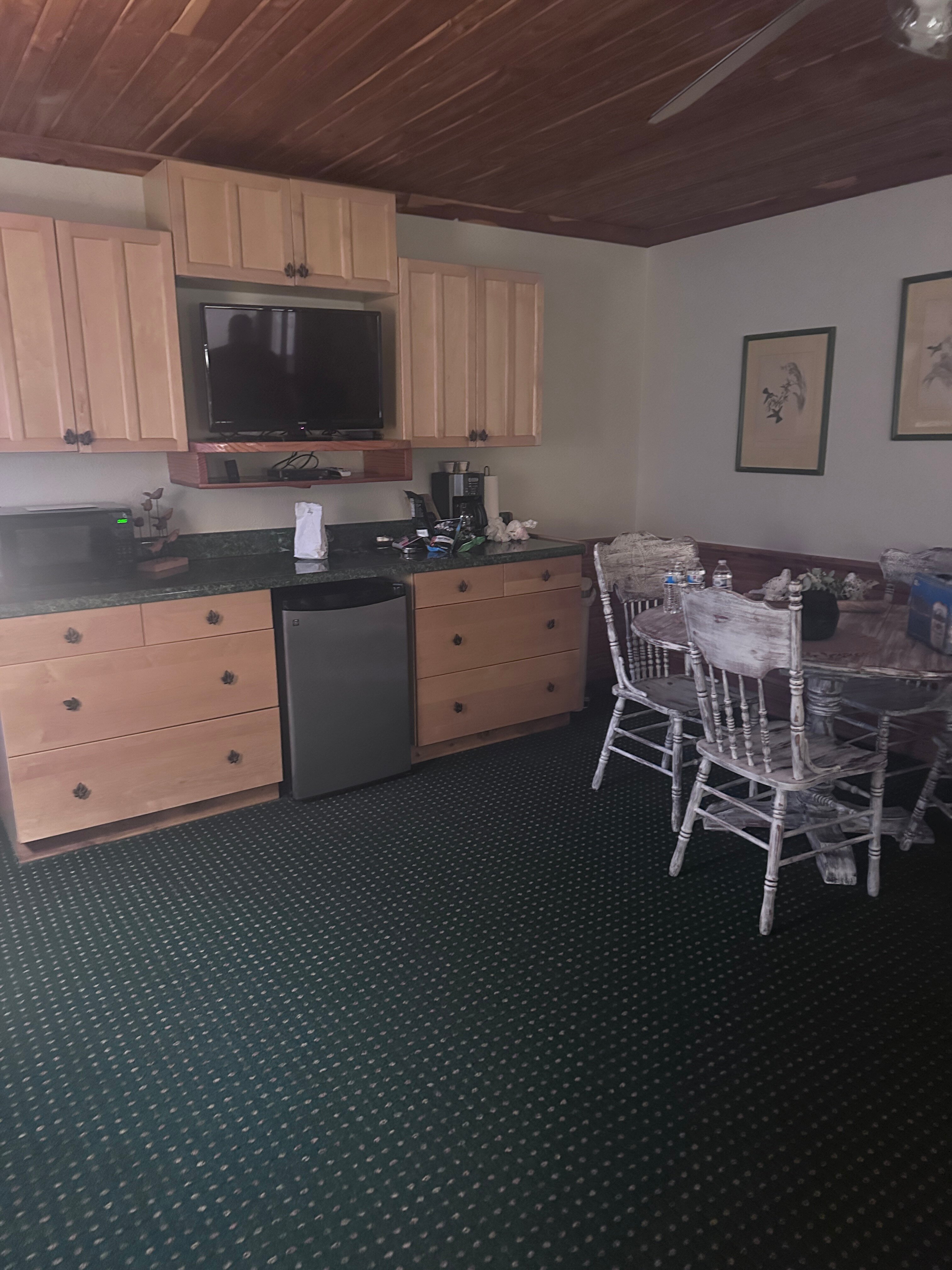 Bear Inn Retreat-官方