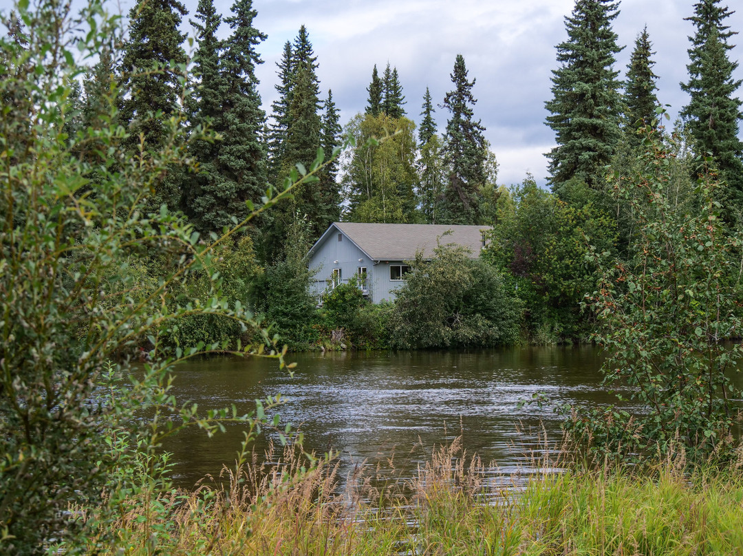 河岸度假村主图