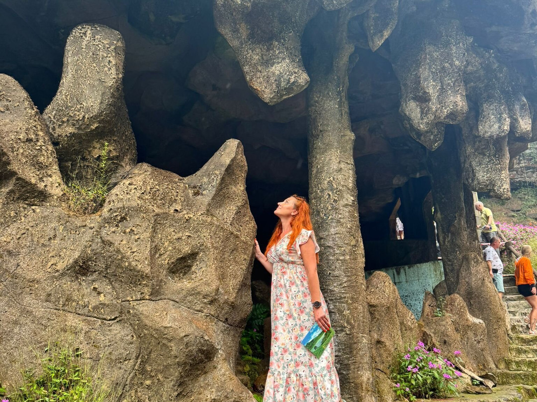 Dambri Waterfall-保禄县必去景点