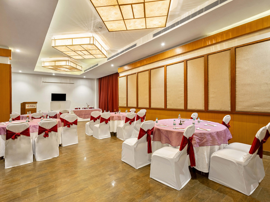 Sterling Manali主图