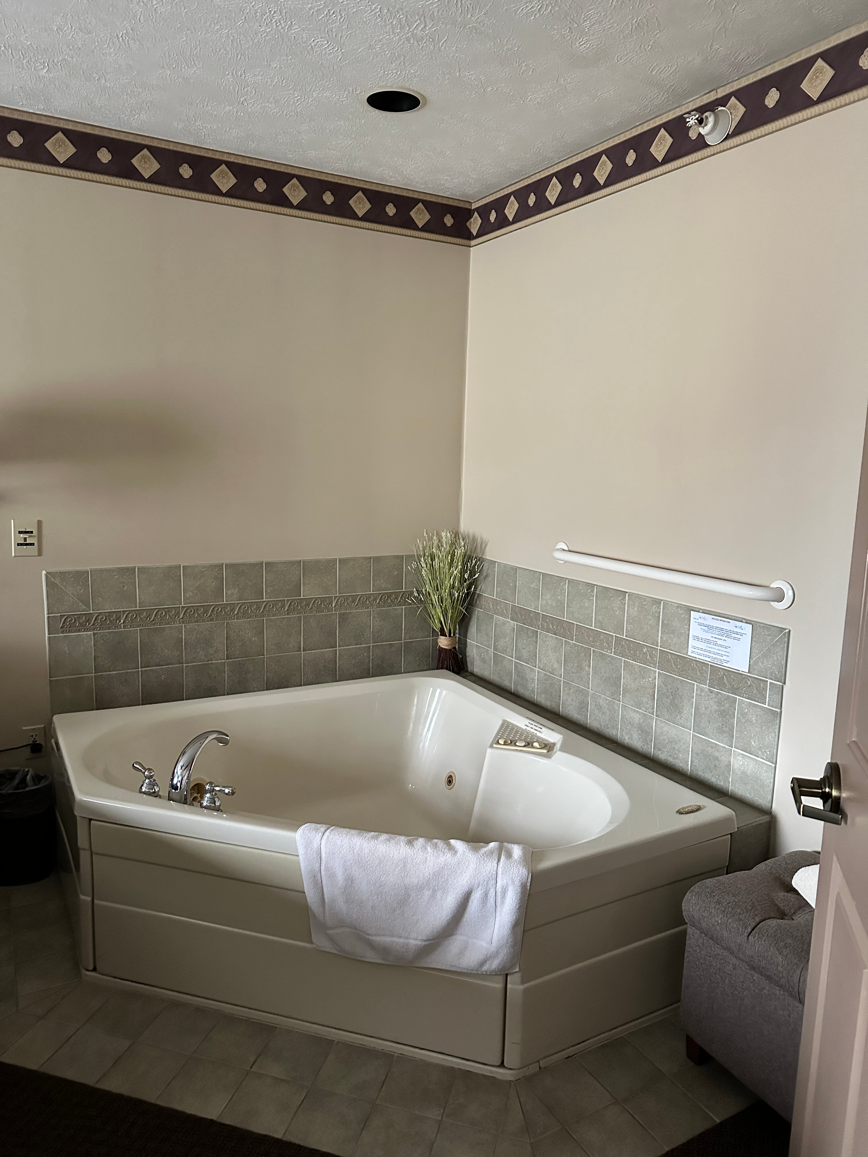 Hearthstone Inn & Suites-浴室