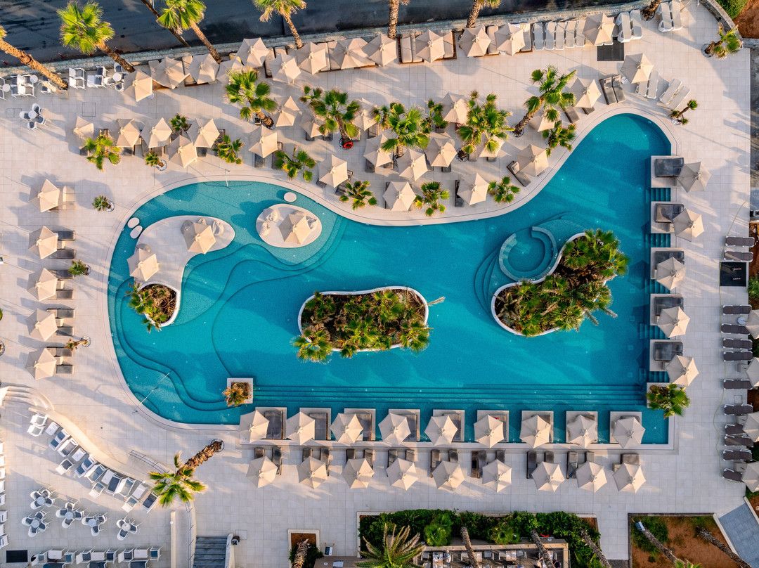 Stella Blue Seaside Resort主图