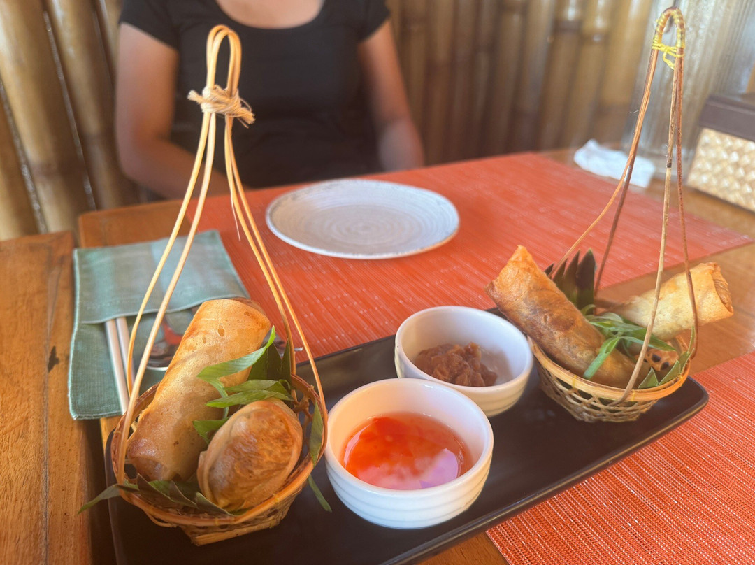 Aroi Makmak Thai Station Cafe & Restaurant