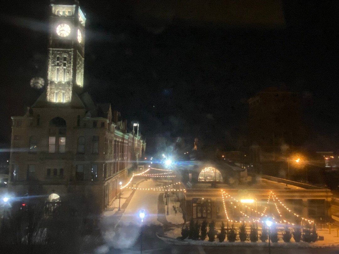 斯普林菲尔德市中心万怡酒店主图