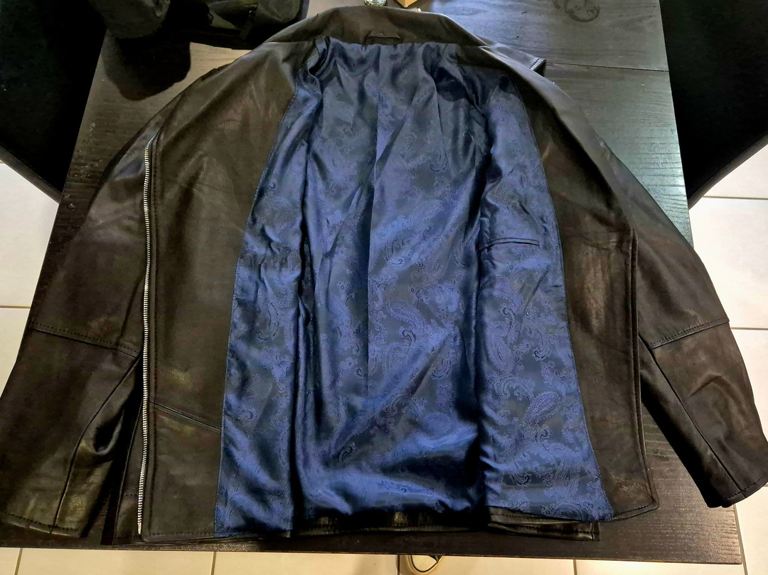 RU BY . RU BY Leather Shop-会安必去景点