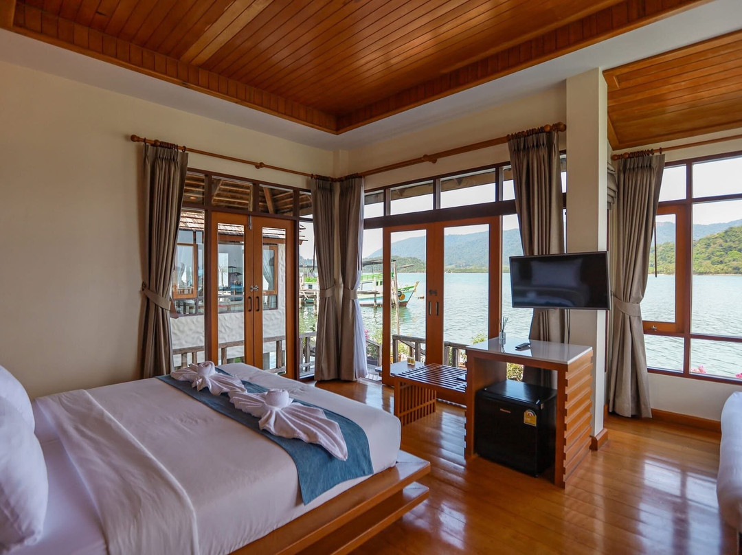 萨拉可佩度假旅馆主图