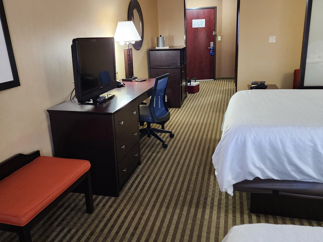 Holiday Inn Express & Suites Elkton - University Area by IHG主图