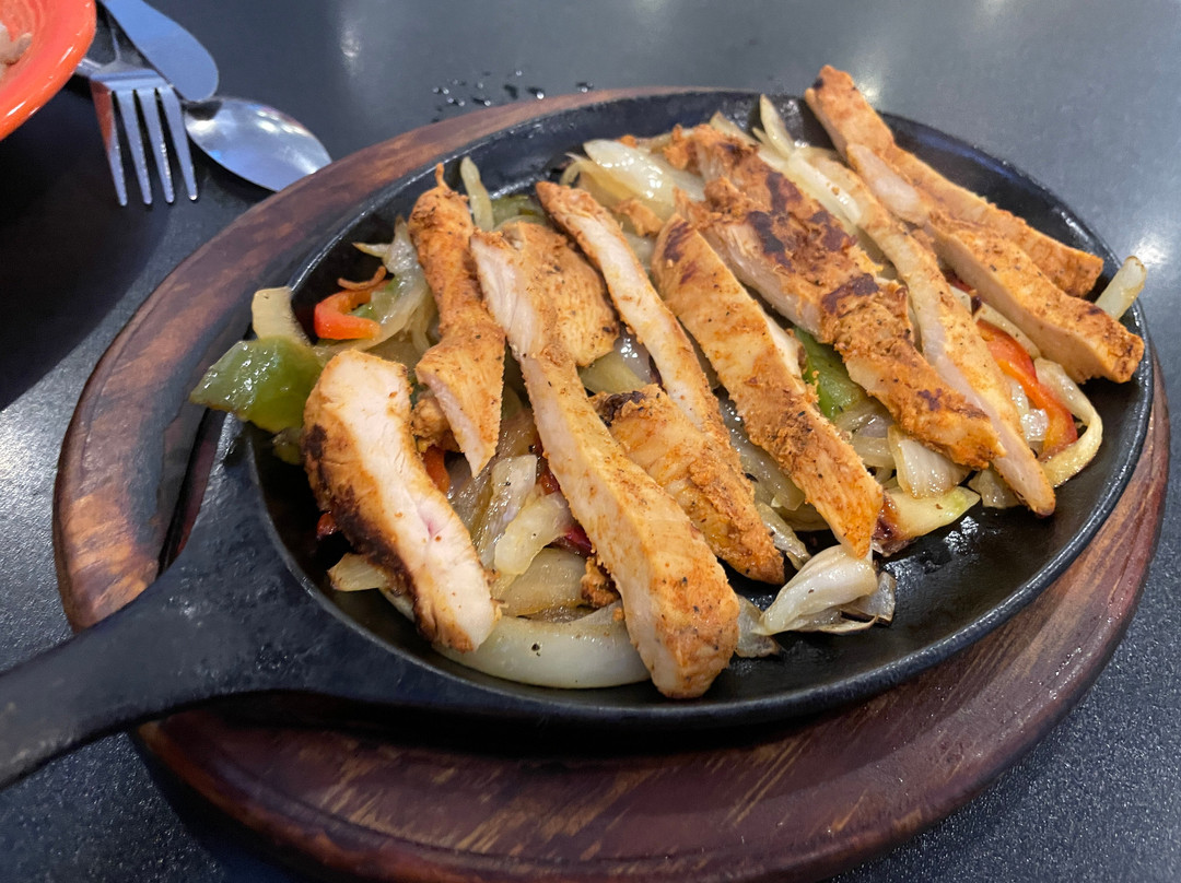 Los Acros Mexican Restaurant Danforth Square