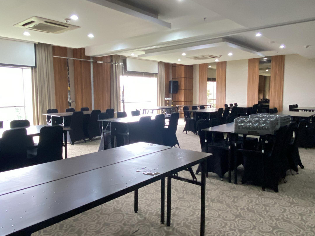 Grand Serela Hotel Yogyakarta主图