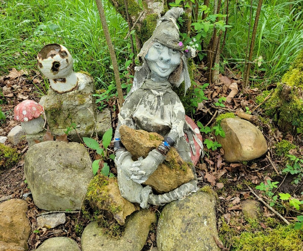 Senda de la Peridiella-Infiesto必去景点
