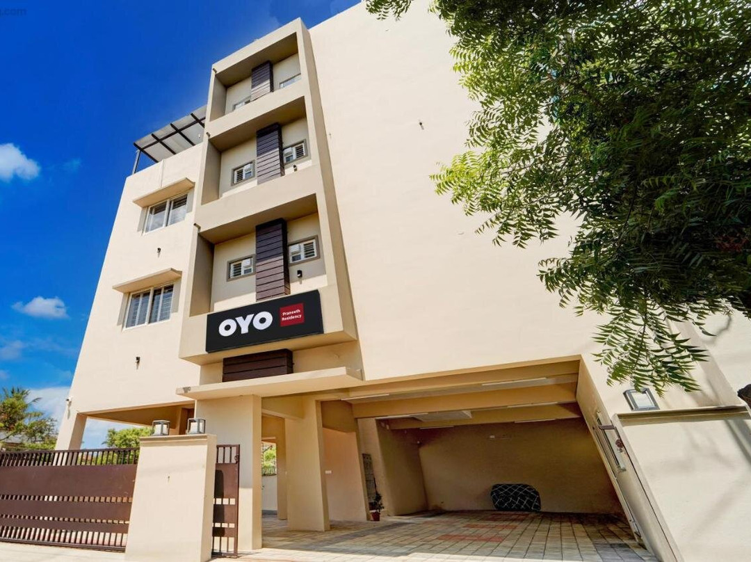 Hotel O Praneeth Residency