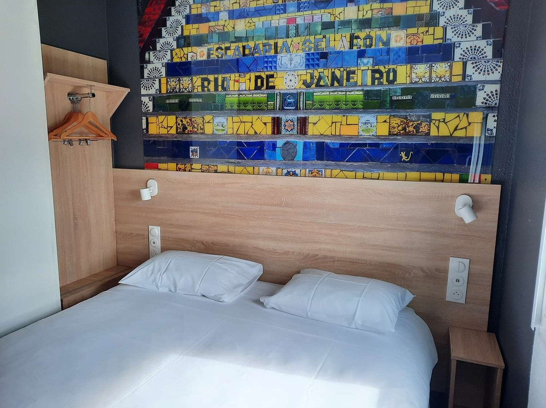 Kyriad Direct Caen Nord – Memorial