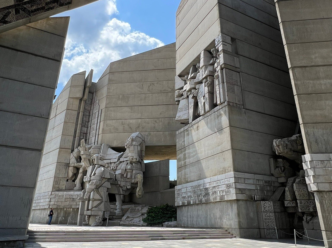 Monument "1300 Years of Bulgaria"-舒门必去景点