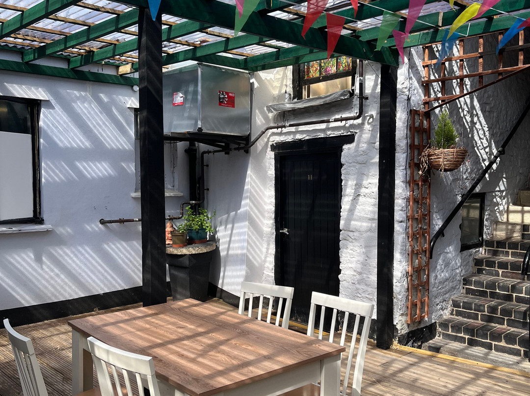Old Court Hotel主图