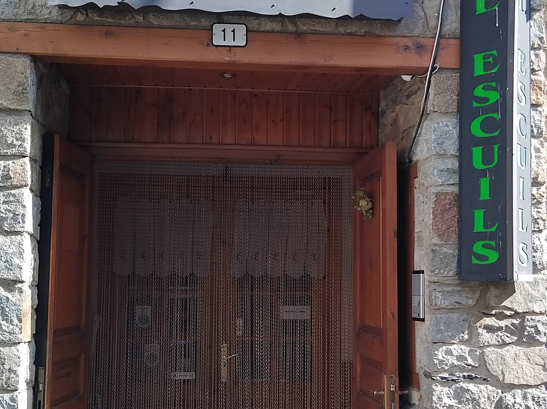 Hostal Escuils主图