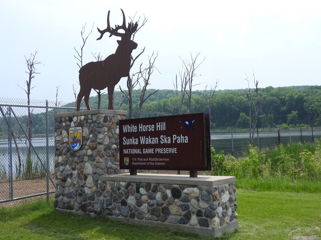 Sullys Hill National Game Preserve-Saint Michael必去景点