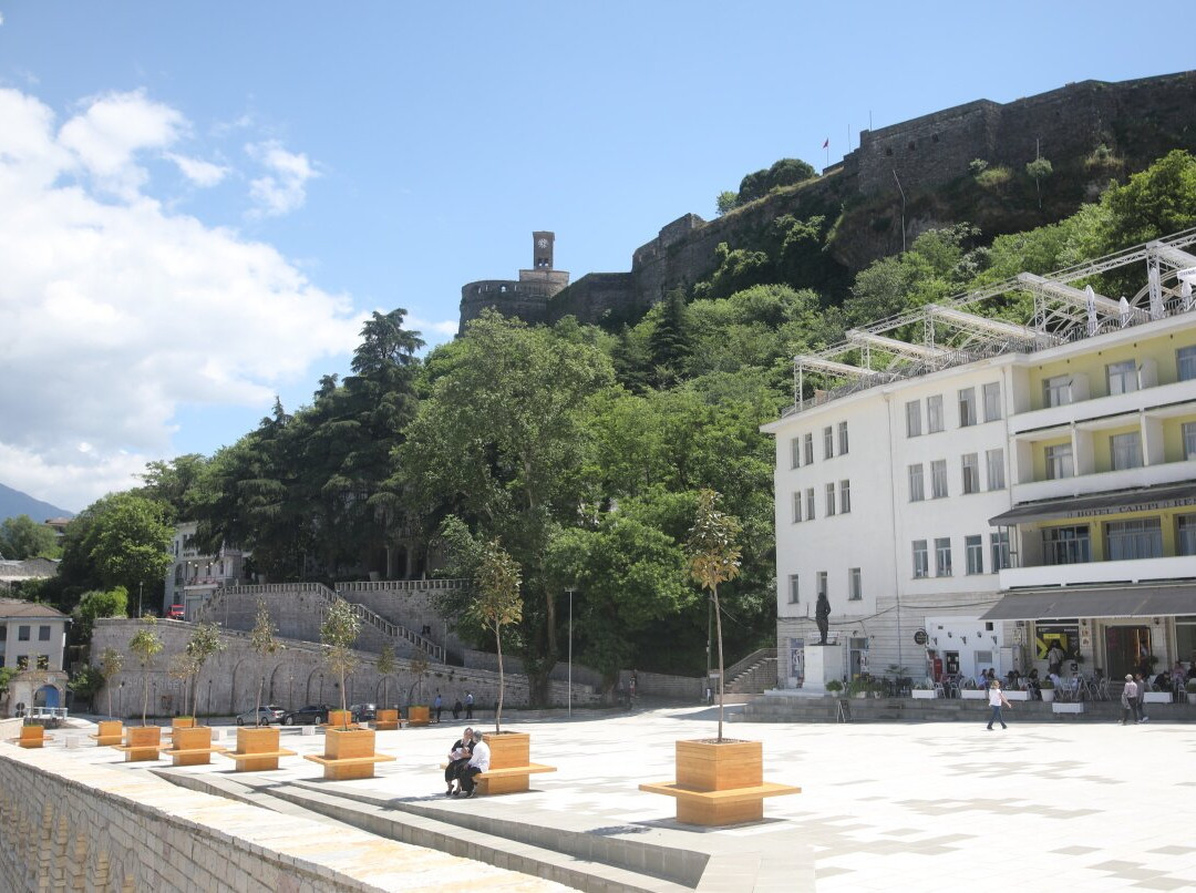 Kulla E Sahatit-吉诺卡斯特必去景点