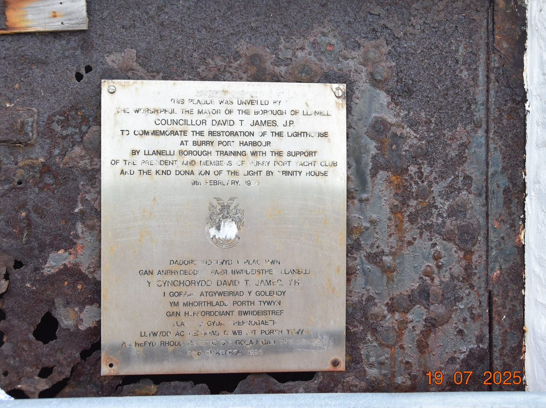 Lighthouse-Burry Port必去景点