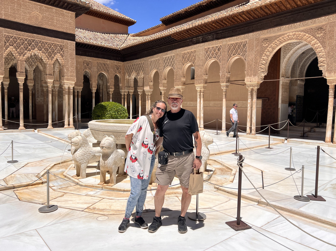 Guía Granada - Dara Cabrera Vega-格拉纳达必去景点