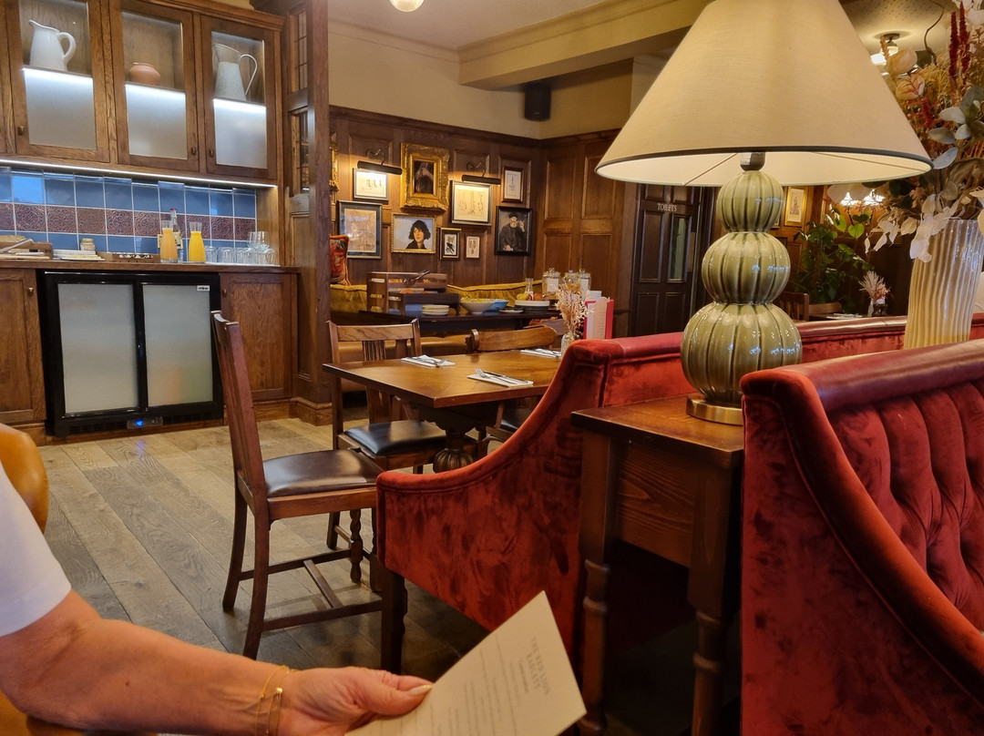 Red Lion (Hotel)主图