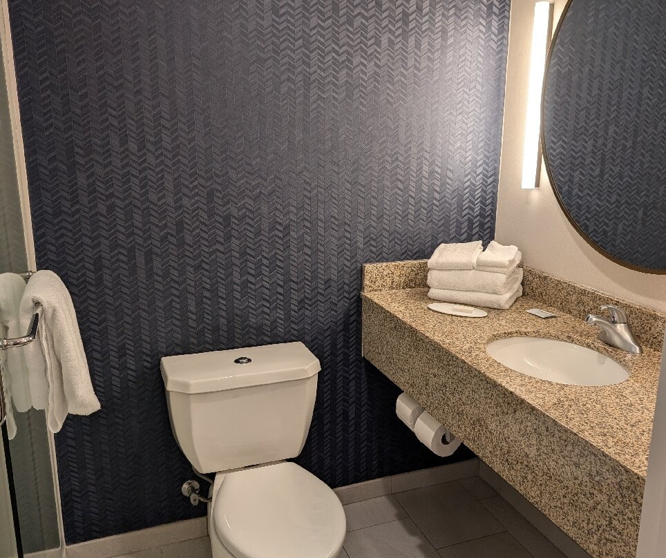 奥尔巴尼机场万怡酒店主图