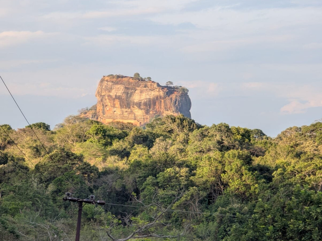 Guidewind Tours-Raddolugama必去景点