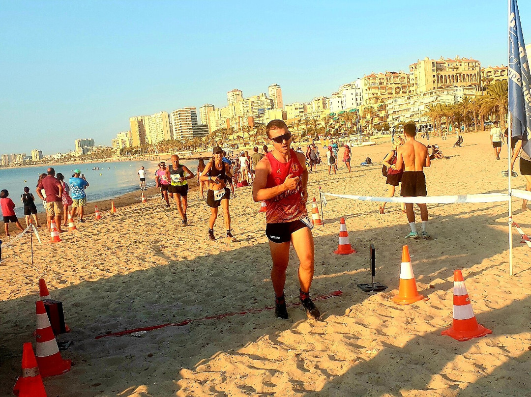 Cross Amanecer El Campello-El Campello必去景点