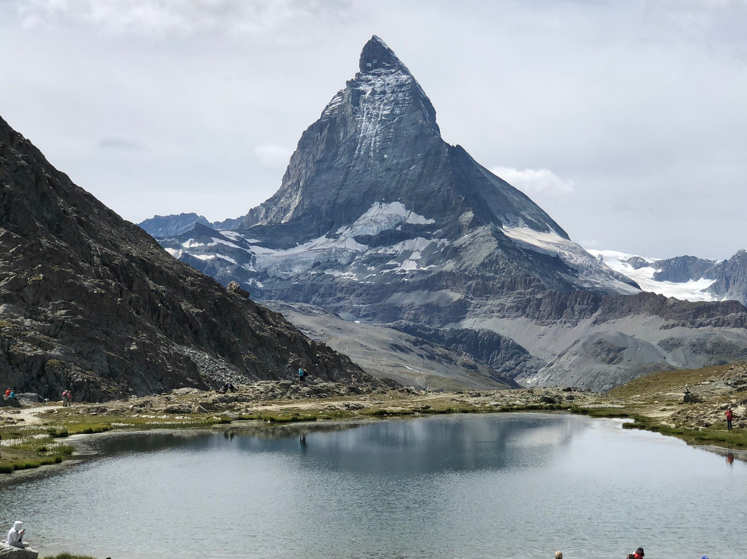 利菲尔湖-策马特必去景点