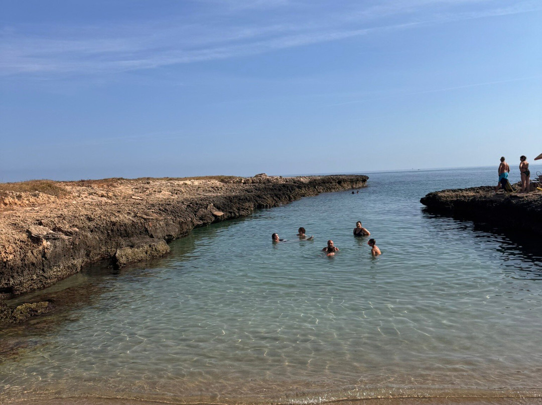 Spiaggia Costa Merlata-奥斯图尼必去景点