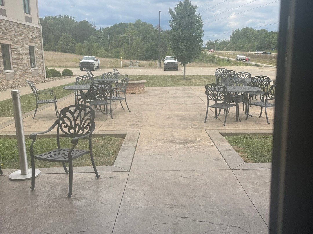 Comfort Inn & Suites主图