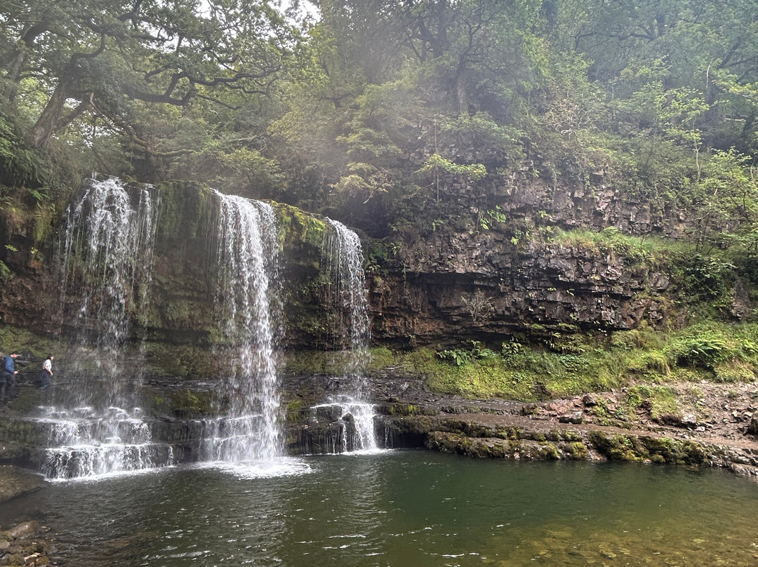 Four Waterfalls Walk-Ystradfellte必去景点